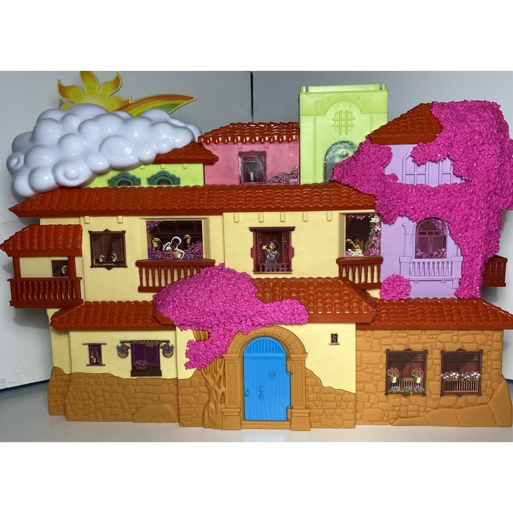 Disney Encanto Magical Casa Madrigal House Play-set Figures, Furniture. Inc Batt